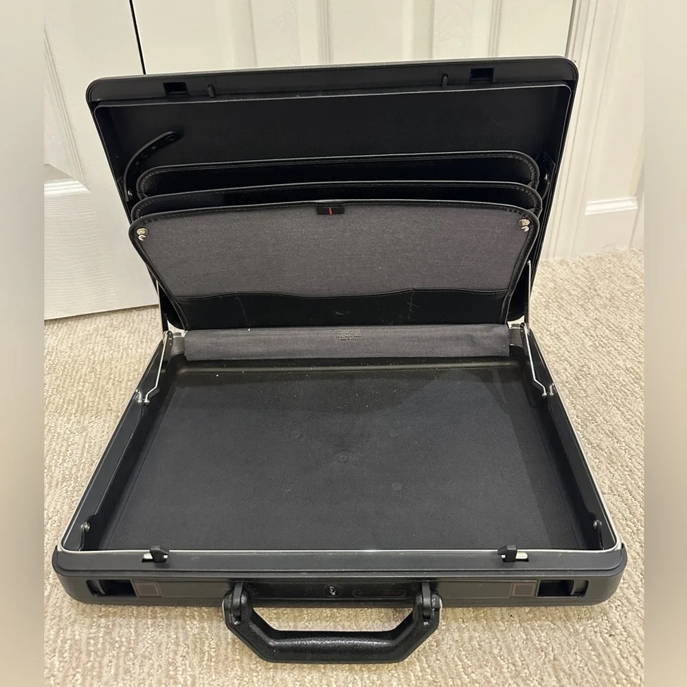 Vintage Samsonite Hardshell Broker GL Locking Briefcase 💼 🔒🔑